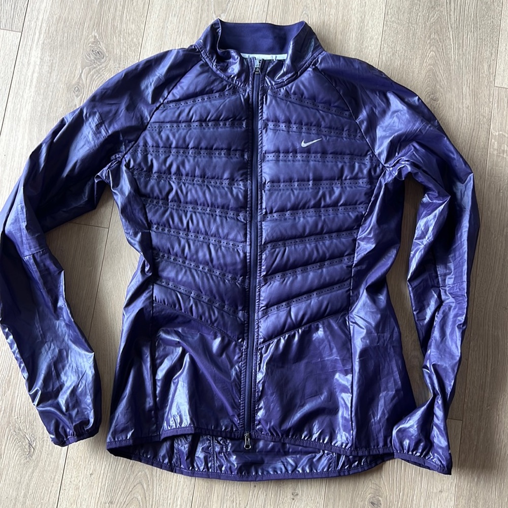 Nike Aeroloft Running windbreaker size medium